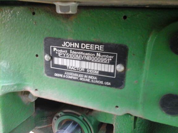 Image of John Deere 5100M equipment image 4