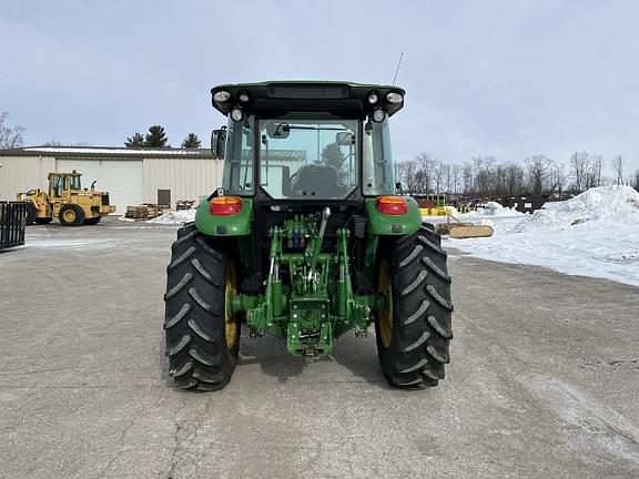 Image of John Deere 5100M equipment image 3