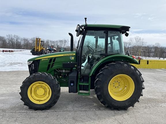 Image of John Deere 5100M equipment image 1