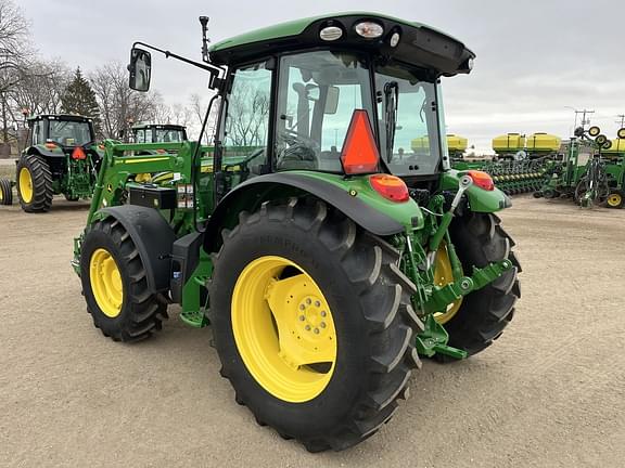 Image of John Deere 5100M equipment image 2