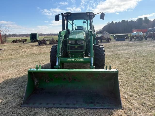 Image of John Deere 5100M equipment image 1