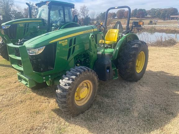 Image of John Deere 5100ML equipment image 1