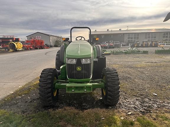 Image of John Deere 5100M equipment image 4