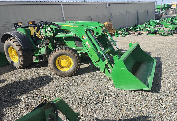 Image of John Deere 5100ML equipment image 2