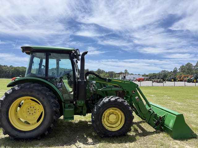 Image of John Deere 5115M equipment image 3