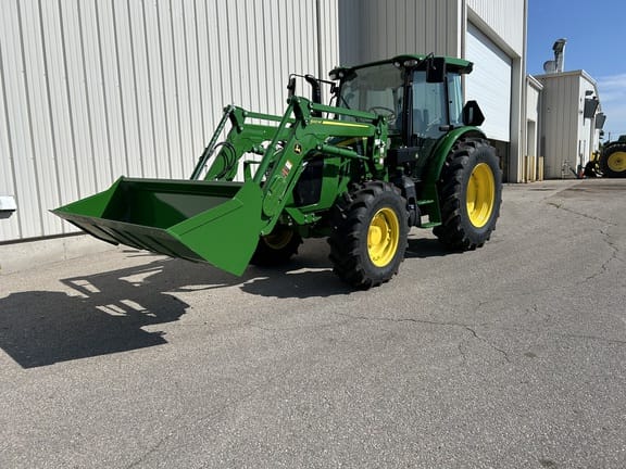 Main image John Deere 5115M