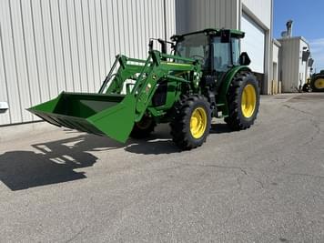 Main image John Deere 5115M