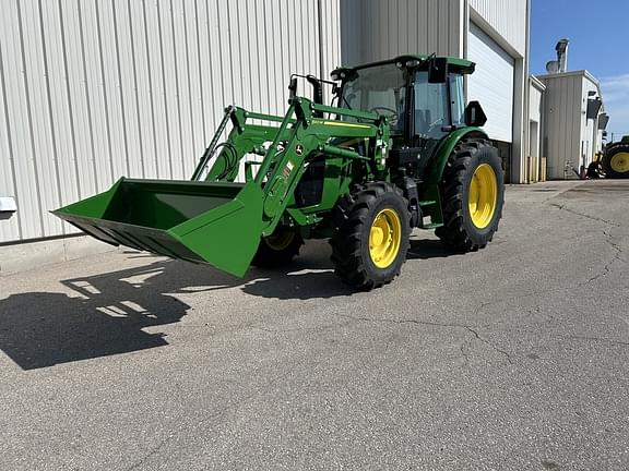 Image of John Deere 5115M Primary image