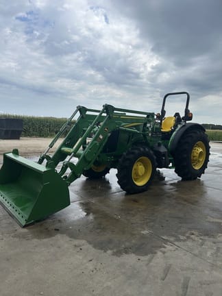 2022 John Deere 5115M Equipment Image0