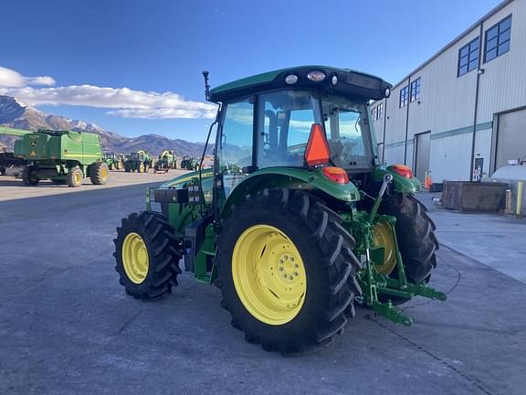 Image of John Deere 5115M equipment image 2