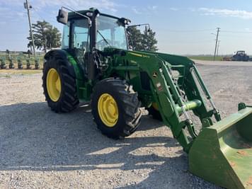 Main image John Deere 5115M