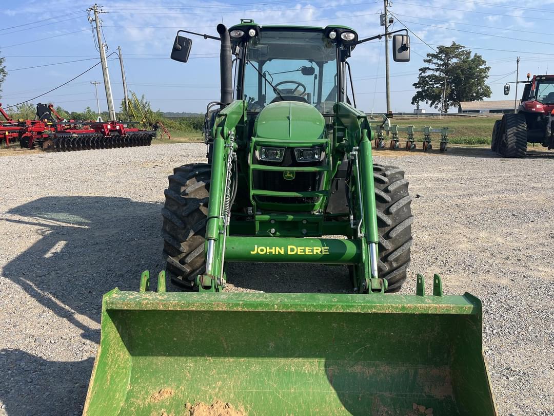 Image of John Deere 5115M Image 1