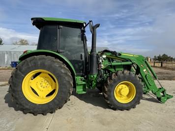 Main image John Deere 5115M