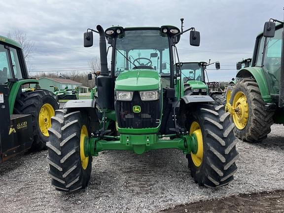 Image of John Deere 5115M equipment image 3