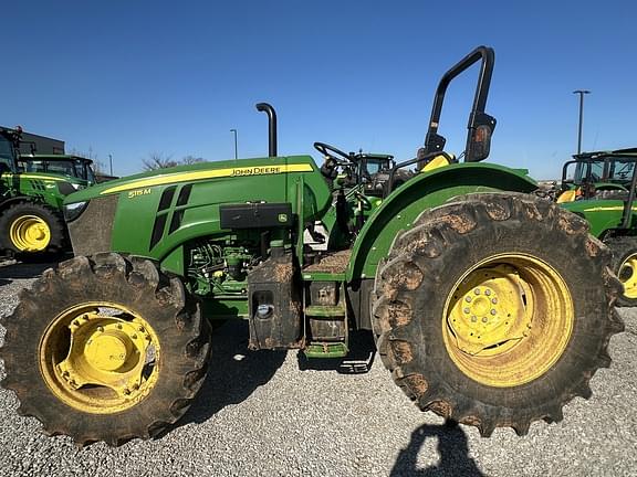 Image of John Deere 5115M equipment image 3