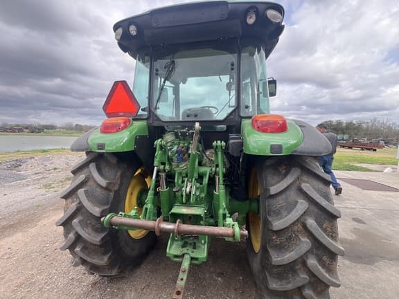 Image of John Deere 5115M equipment image 3