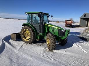 Main image John Deere 5115M 0