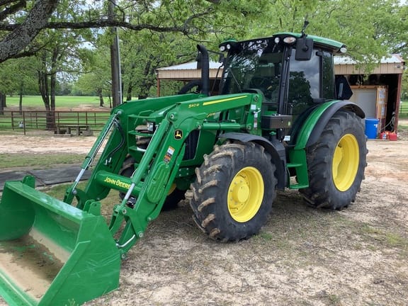2022 John Deere 5115M Equipment Image0
