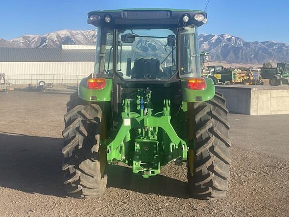Image of John Deere 5115M equipment image 4