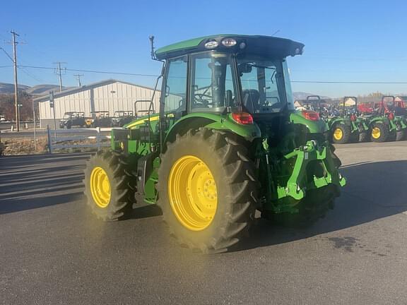 Image of John Deere 5115M equipment image 3