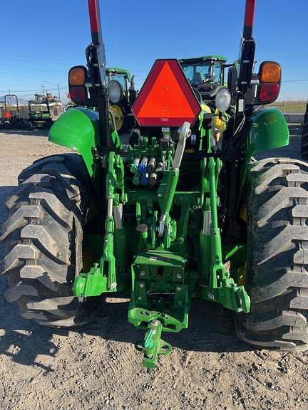 Image of John Deere 5115M equipment image 1