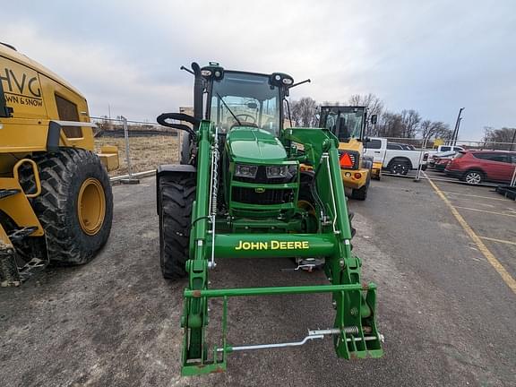 Image of John Deere 5115M equipment image 1