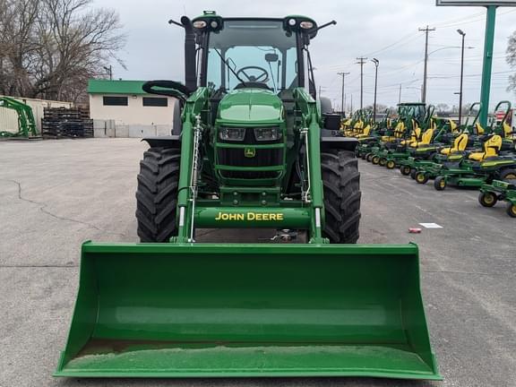Image of John Deere 5115M equipment image 3