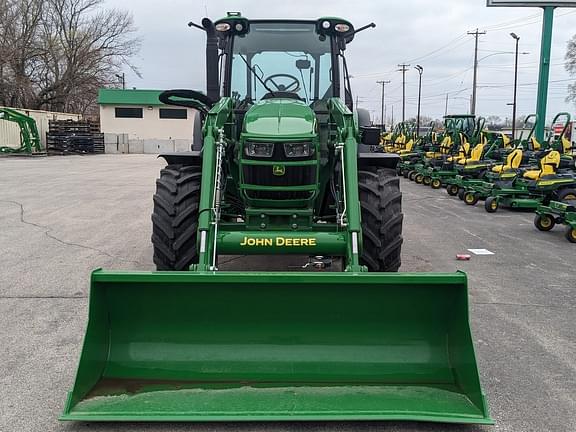 Image of John Deere 5115M equipment image 3