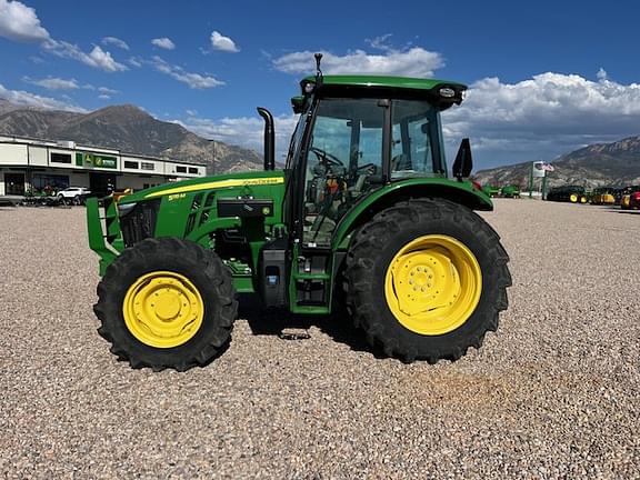 Image of John Deere 5115M equipment image 3