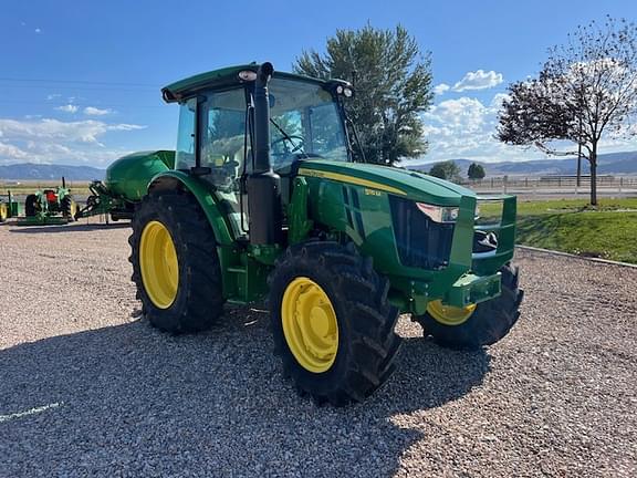 Image of John Deere 5115M equipment image 1