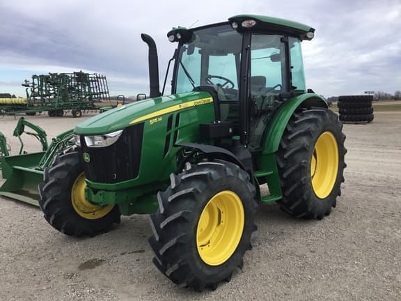 Image of John Deere 5115M equipment image 1