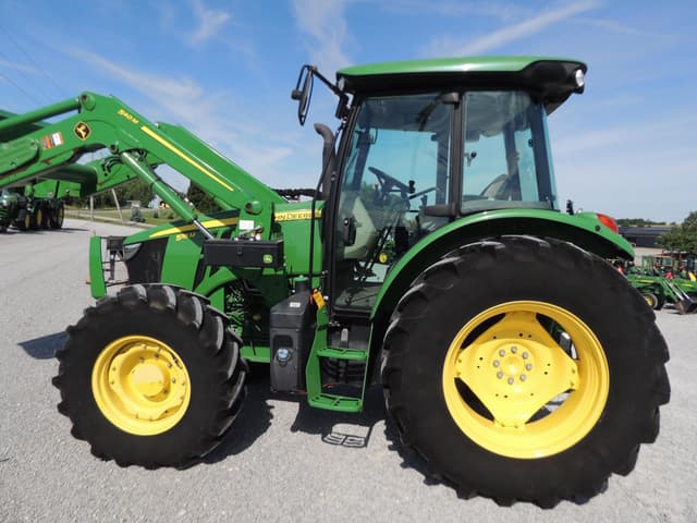 Image of John Deere 5115M equipment image 1