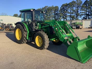 Main image John Deere 5115M