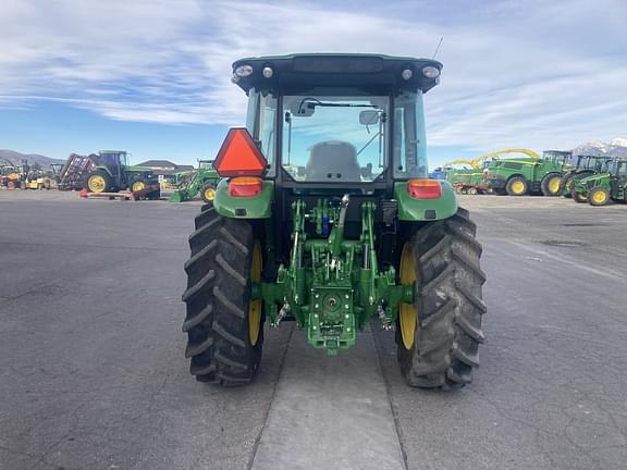 Image of John Deere 5115M equipment image 4