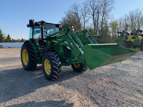 2022 John Deere 5115M Equipment Image0