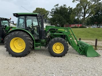 Main image John Deere 5115M