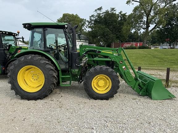 Image of John Deere 5115M equipment image 1