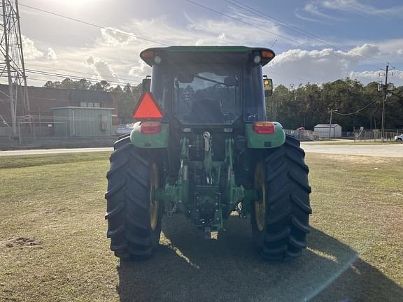 Image of John Deere 5115M equipment image 3