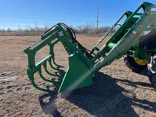 Main image John Deere 5115M 11