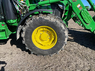 Main image John Deere 5115M 26