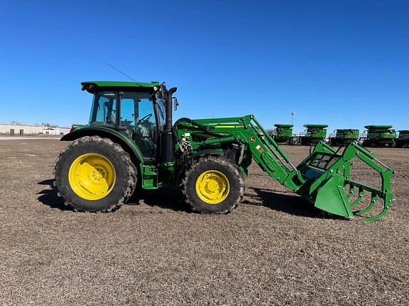 Image of John Deere 5115M equipment image 3