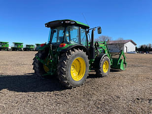 Main image John Deere 5115M 5