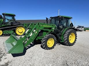 Main image John Deere 5115M 1