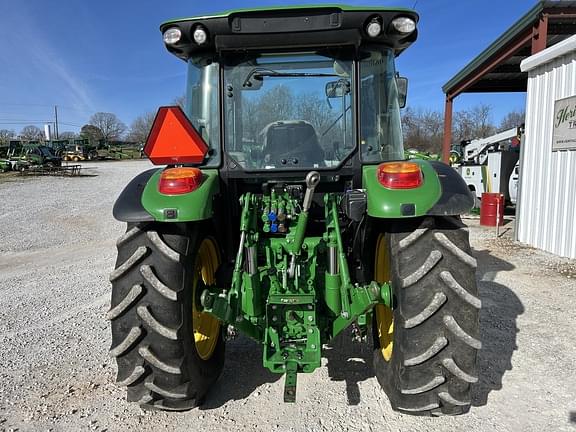 Image of John Deere 5115M equipment image 3