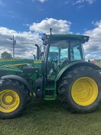 Image of John Deere 5115M equipment image 1