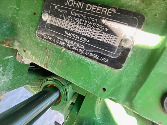 Image of John Deere 5115M equipment image 4