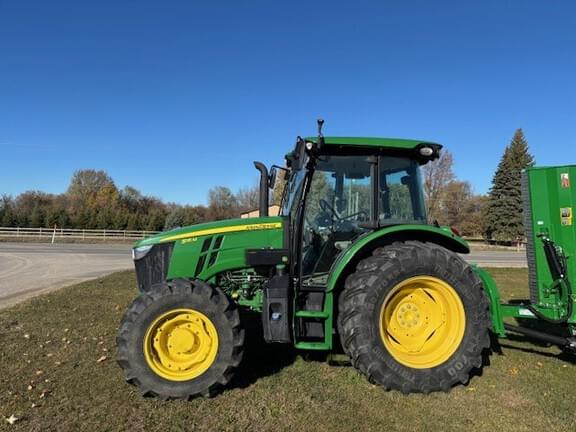 Image of John Deere 5115M equipment image 2