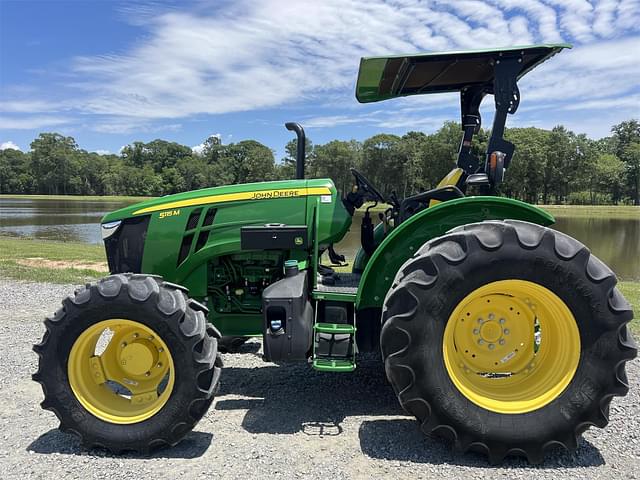 Image of John Deere 5115M equipment image 1