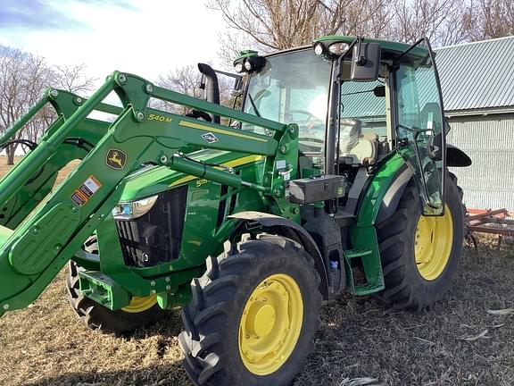 Image of John Deere 5115M equipment image 1