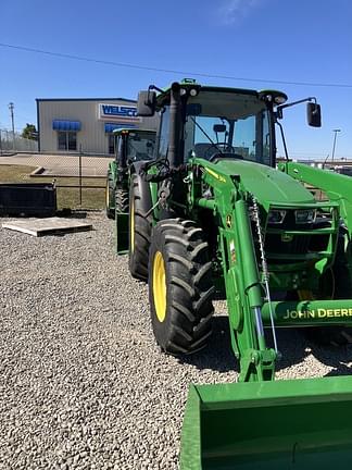 Image of John Deere 5115M equipment image 2